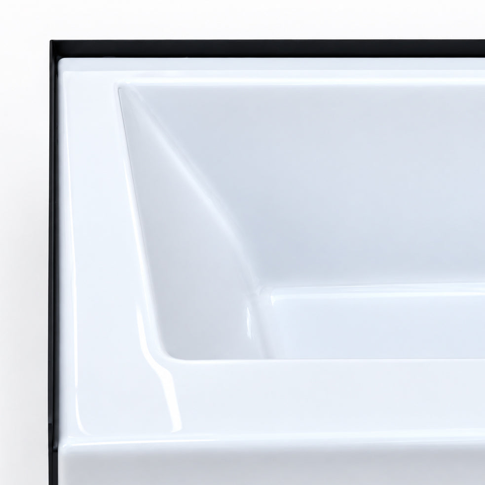 Malibu Accessory Molded-In Tub Tile Flange Water Barrier - TUB NON RETURNABLE